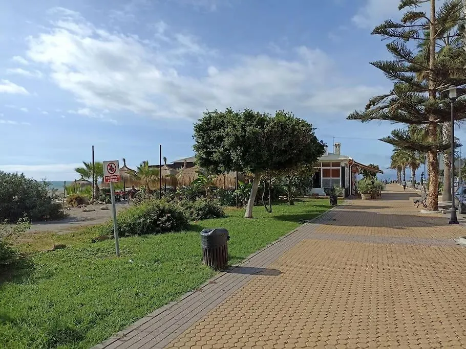 Casa Victoria. Adosado En Benajarafe. Villa